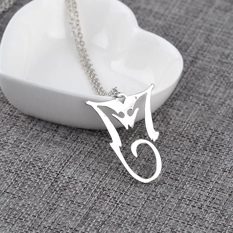 Anime Pendant Necklace - Halskette mit Anhänger des internationalen Superstars