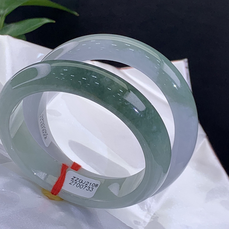 Myanmar-Jadeit-Armband für Fra – Bracelets Bewertung und Preis